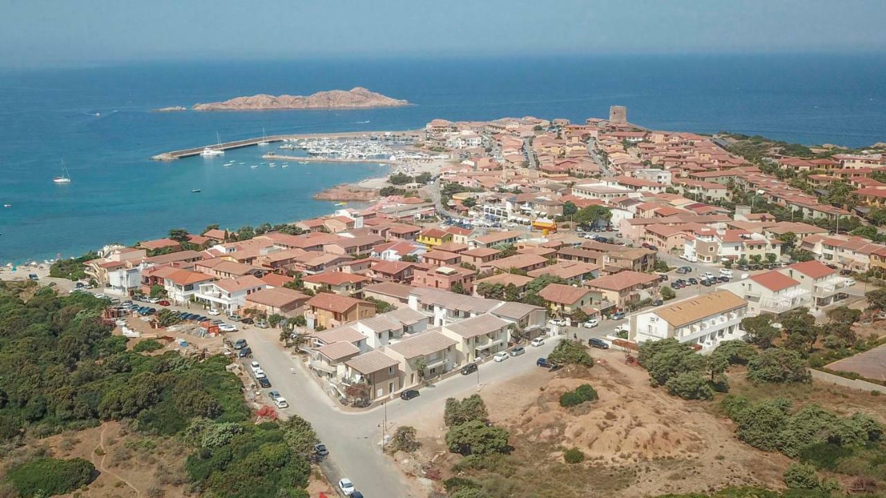 Residence La Marina Isola Rossa Exterior foto