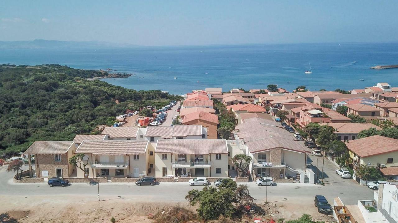 Residence La Marina Isola Rossa Exterior foto