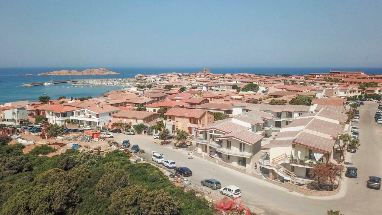 Residence La Marina Isola Rossa Exterior foto