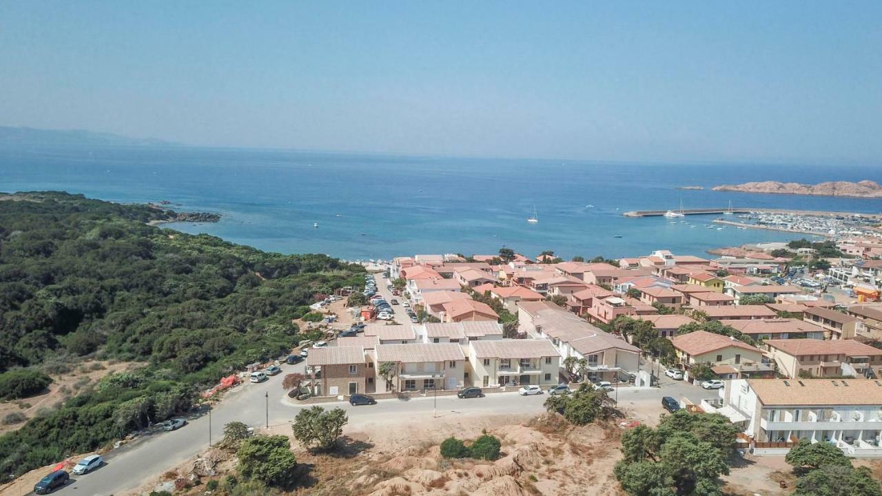 Residence La Marina Isola Rossa Exterior foto