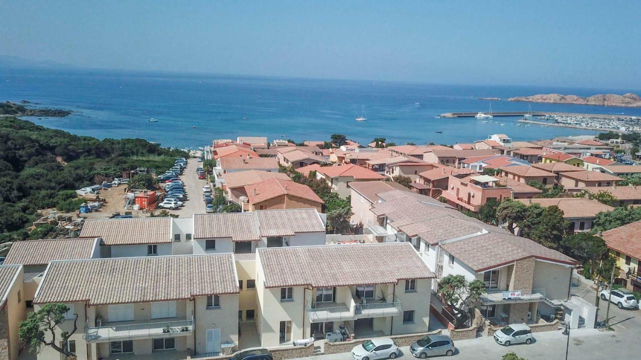 Residence La Marina Isola Rossa Exterior foto