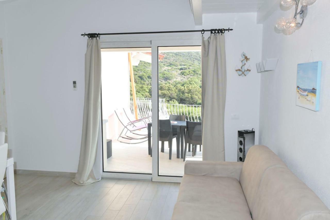 Residence La Marina Isola Rossa Exterior foto